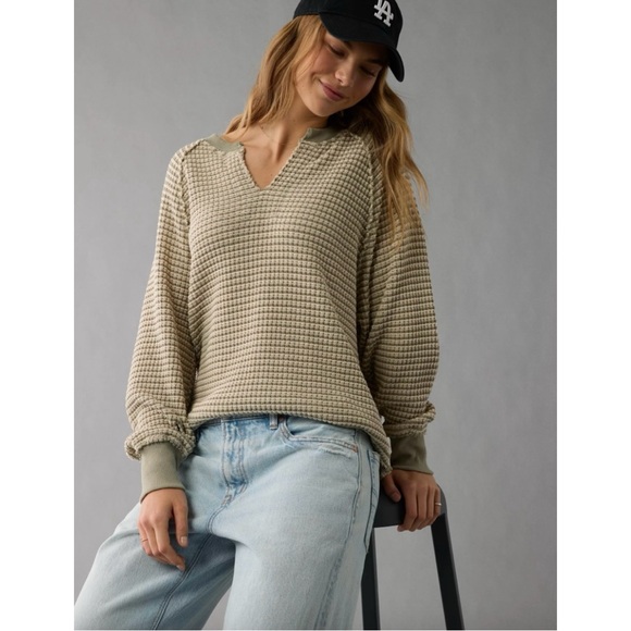 American Eagle | Big Hug Notch Neck Waffle Sweatshirt Olive Green - Picture 1 of 15